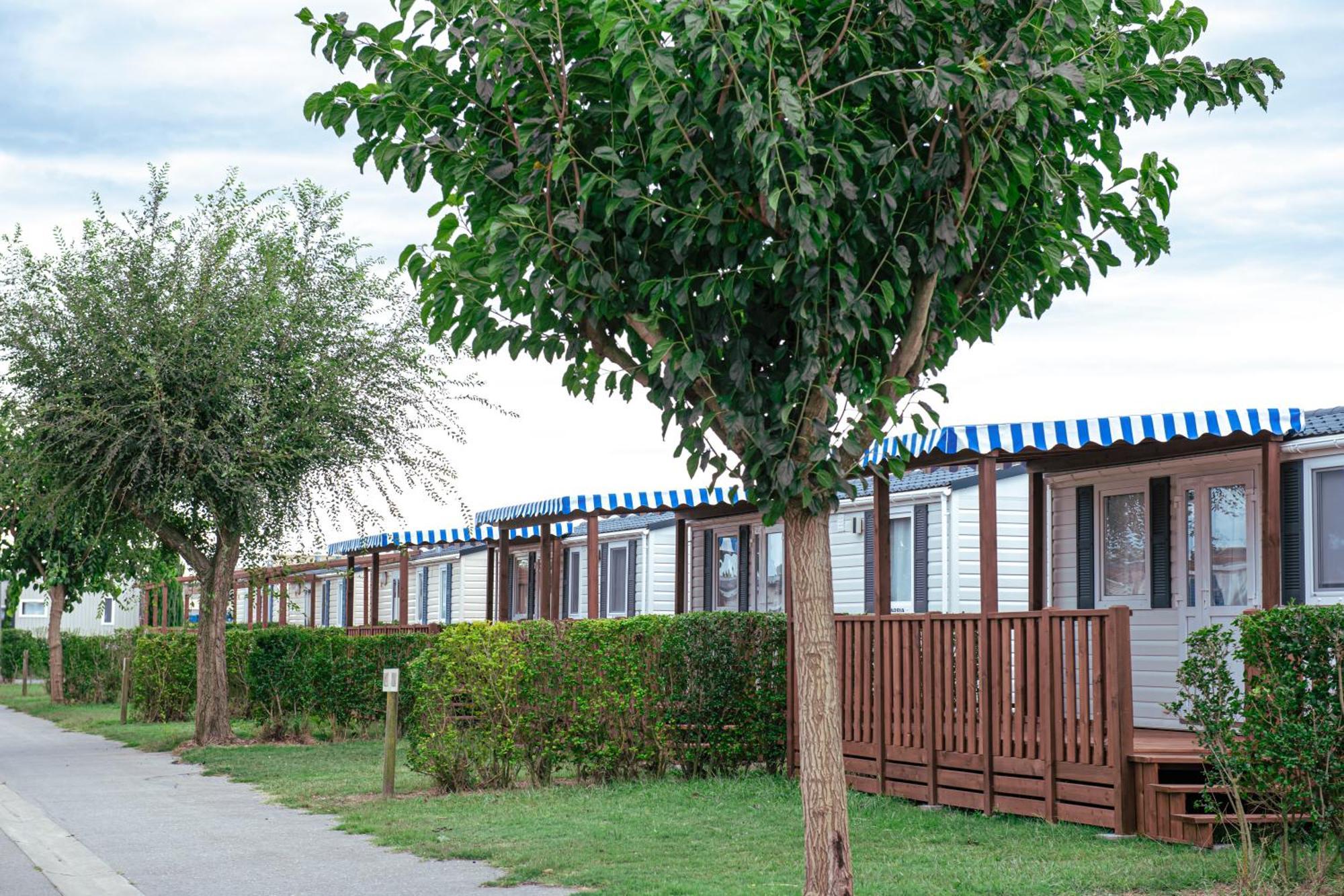 Albatross Mobile Homes On Camping Playa Brava Палс Екстериор снимка